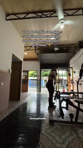 Vlog de un día conmigo siendo dueña de mi propio gimnasio  Primer mes de haber abierto ✨ #gymmotivation #gym #emprendimiento #personaltrainer #vamospormas #sueños #fitnes #fitnessmotivation #fit #fyp #costarica 