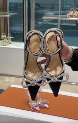 Em giày Hottrend nhất hiện nay ❤️. #giaycaogot #thoitrangnu #giayhoanang  #xuhuong #trending #giaycaogotnu #viral