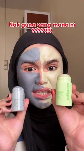 Hah now dah tahu beza belum???i memang pakai dua2 🫶🏻@Glad2Glow.my #g2g #g2gvolcanoclaystick #claystick #mugwortclaystick #skincare 