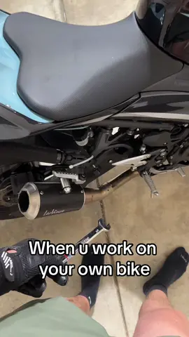 Never know what is gonna do what #mechanic #biker #motorcycle #biketok #ninja400 
