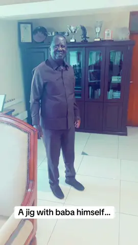 Baba is always in in good mood. We support our baba Raila Odinga in all his endeavors…. Jakom jii dwari… and we all love you… #railaodinga #raila #nairobi #odmparty #jakom #babaraila #fyp #foryoupage #foryoupage❤️❤️ #kenyantiktok #kenya #education #politics #politicaltiktok #fyppppppppppppppppppppppp #nairobitiktokers 