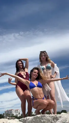 Une danse aléatoire 🤪🧜‍♀️ @Célia💌 @Mélodie 
