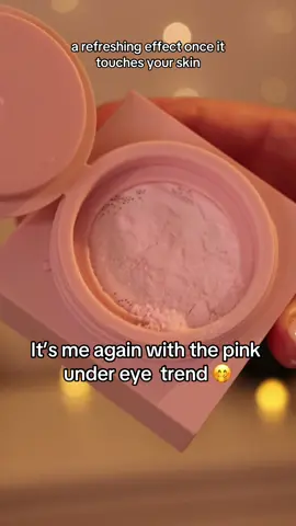 @SHEGLAM is making magic lately 👀 how is it possible that a powder feels cold on the skin? Such a nice and weird feeling at the same time. This is a light pink powder, so I recommend it as an under eye powder. It doesn’t feel dry and it doesn’t get cakey. It actually feels a bit wet to the touch still after applying it and it leaves a skin like finish. Do I even need to talk about the packaging? CUTE! ✨🤌🏻 #sheglam #sheglampowder #sheglampinkpowder #pinkpowder #pinkundereye 