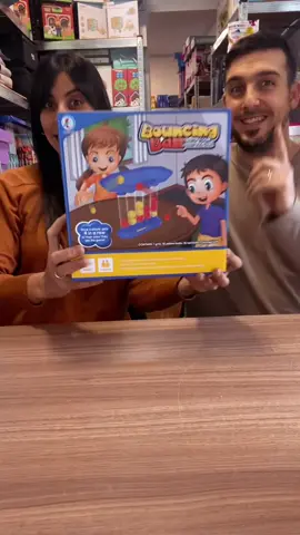 4 en linea con pelotitas. Un exito!! #juegosdivertidos #juegosenfamilia #familytoy #juegosdemesa #besttoy 
