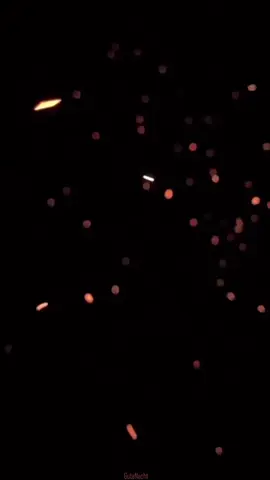 Fire sparks 💖  #firesparks #feuer #nightlight #feuerwerk #sparks #sparksfly #emotion #musiclovers #adventurelover #AdventureVibes #cozy #cozyhome #tiktokvideoviral #goodnighteveryone 