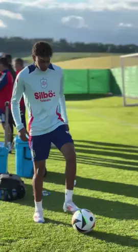 Lamine Yamal freestyle 😍😍 #freestyle #football #lamineyamal #footixx98 