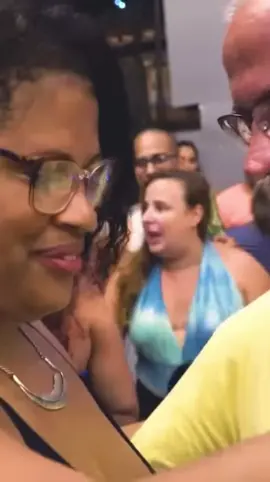 Um pouquinho de Elson do forrogode que eu particularmente gosto muito dessa canção “ Talismã “🔥  - https://youtu.be/10mRUh09k6c?si=P5qDdseGErcX0NMK #samba #pagodao #sp #rj #musica #batucada #elsondoforrogode #errejota 