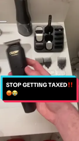 Take care of your body hair✅😭#ttshop #tiktokmademebuyit #tiktokshop #electricshaver #electrictrimmer #mensgrooming #bodyhair #foryou #viral #trending #olov 