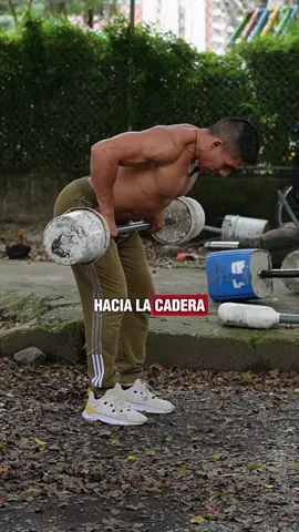 Como hacer el remo con barra dependiendo de tu objetivo 👊 #fitnesstips #gym #ejercicioencasa #gymtips #entrenamientoencasa 