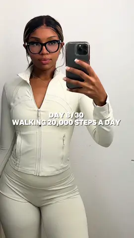 Day 8/30 half way there 😫😫 #isiskellier 