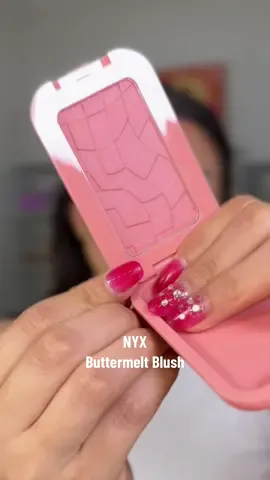 The glowiest blush ever 😍🩷✨  #glowymakeuplook #glowyblush #glowymakeupproducts #nyxbuttermeltblush #nyxmusthaves #nyxcosmetics #prettyblush @NYX Professional Makeup @Ulta Beauty 