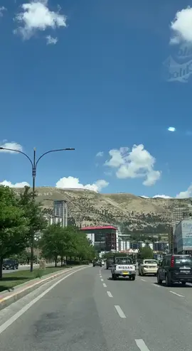 كلبي الطيب اذاني❤️‍🩹#سليمانيه #ستوريات #تصاميم #حزينہ♬🥺💔 #شوارع #تصميم_فيديوهات🎶🎤🎬 #ستوريات_انستا #ستوريات_متنوعه #تصاميمي #تصويري📸 #مشاهير_تيك_توك #شعب_الصيني_ماله_حل😂😂 