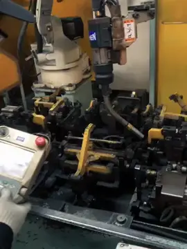 #CapCut#robotwelding salah sikit di sikat Qc)
