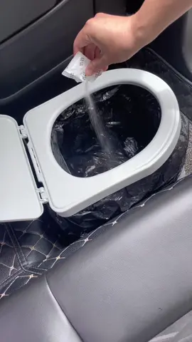 Convenient to poop in your car if urgent😏#goodstuff #goodthings #lifehacks #useful #LearnOnTikTok #tiktokmademebuyit #fyp #foryou 