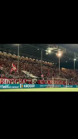 Dieses Video ist von der Insta Seite : ultras.energie entnommen #FCE #energiecottbus #brandenburg #ultras 