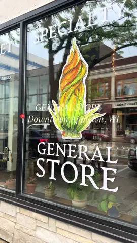 Bringing all the European market vibes to downtown Appleton! 🌟 Visit this gem on College Ave, try an espresso or Prosecco, and meet the amazing owner, Kyle! Drop more must-visit shops in the comments! #ShopLocal #DowntownAppleton #travelwisconsin #market #wisconsincheck #midwestlife #midwestfoodie #appleton 