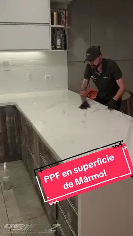 Sabías que ! Tu comedor junto a la barra de cocina también se pueden proteger con PPF👩‍🍳👨‍🍳 ✨  No importa si el terminado es Brillante o mate. Protegiéndola con PPF  estara siempre como nueva 😎✨ Destacara los detalles sin perder originalidad, cuidando la inversión que haz hecho en tu hogar. CONTÁCTANOS 📲918533752 #ppf #ppfinstaller #genesisgraphics #limaperu🇵🇪 #lima #ppfamily #brillo #mate #barracocina #mesa #proteger #cuidar #mate #brilliant 