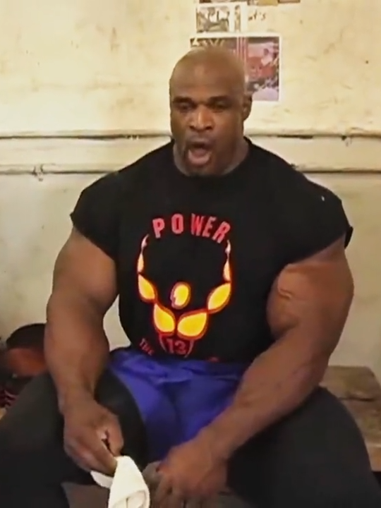 Yeah Buddy, that's him Again. Thanks for 50k!!! #ronniecoleman #gym #workout