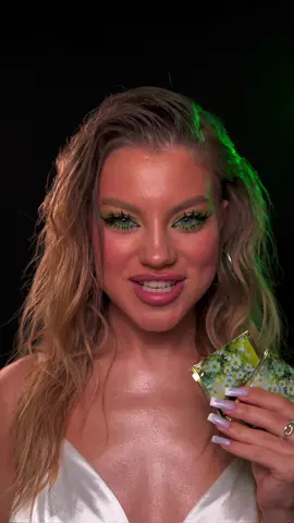 Создала тренд!! Повторояйте и подписывайтесь в инст faidanzh🌼😍