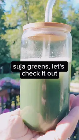 Give these greens a try! They have so many fantasic ingredients! #suja #sujagreenjuice #greenjuice #ad #vegetables #health #vitality  #greenjuicerecipe @Suja Organic 