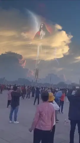 #ohjesus jesus is in sky  #whale #scary #naturebature #giant #sky #jesus 