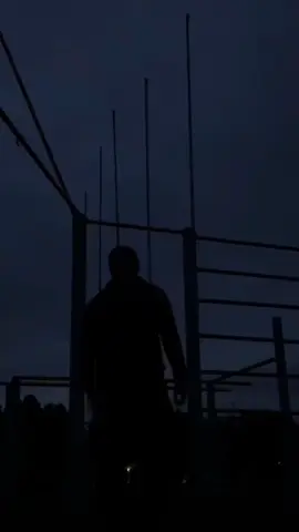 Ich gebe es langsam auf die liebe zu finden jedes mal nur schmerzen 😔💔 #nachdenken #viral #fy #zitate #spruch #tränen #fühlen #gefühle #schlecht #vermissen #traurig #leben #einsam #💔 #😕 #enttäuscht #aufgeben 