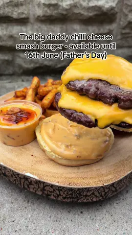 Double smash beef burger loaded with American cheese slices, homemade crispy garlic, shallot and chilli oil & mayo blend. Available until 16th June - West Midlands 🍔🍟❤️‍🔥