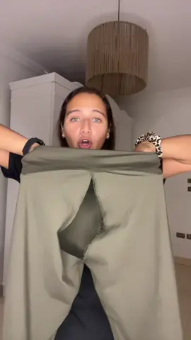 Elhdulelah kan ma3aya my hip cover😭😂😂😂 #fy #fyp #fypage #foryou #foryoupageofficiall #foryoupage #explore #explorepage #viral #viralpage 