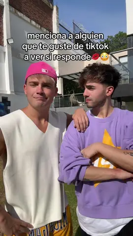 etiquetalo/a y te va a responder👀🍀