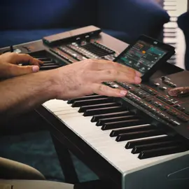 ליאור נרקיס - אמא אל תבכי /// קלידים: יונתן ליפניק #מוזיקהמזרחית #korgpa4x🎹