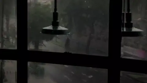 Cô ấy là tất cả thế giới đối với tôi #maunuocmat #smvu04 