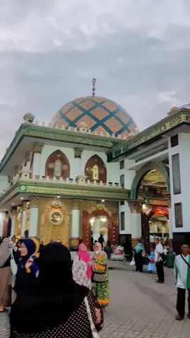 MasyaAlloh indahnya Masjid di Makam Syaikhona Kholil😍😍 #bangkalan #madura #syaikhonakholilbangkalan 