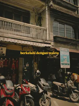 anak sekecil saya, berkelahi dengan waktu #fyp #foryou #foryoupage #lirik #liriklagu #story #iwanfals  #templatecapcut #CapCut 