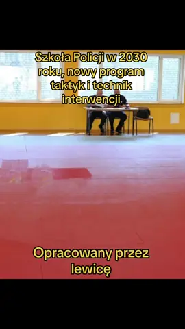 Powoli to zmierza w takim kierunku 🫣🤡 #policijosmemos #polskapolicja #policja #mundurowka #szkola #policji #taktyki #i #techniki #interwencji #kurs #podstawowy #lewica #nowy #program #szkolenke 