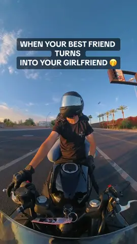 She knows what she’s doing 🥵 @Mae             #motorcycle #biketok #ninja500 #fy #fypage 