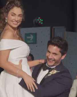 El ramo || #elamornotienereceta #escenasnovelas #foryou #claudiamartin #danielelbittar #parati 