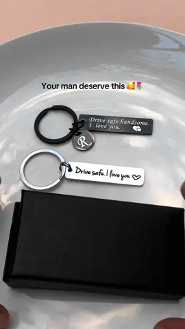 68 pesos lang pero matutuwa yan 🥺💗✨ #keychain #drivesafe #gift #keychains #fyp #foryou #giftideas #giftforhim 