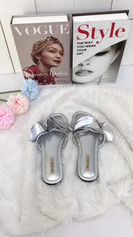 Langsung order👉🏻🛍🛒#needxuss #sandalkekinian #sandalkoreanstyle #rekomendasisandalwanita #fyp 