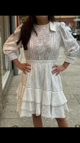 A grande tendência do bordado inglês ! 💖👗 #guimaraes #centrohistorico #outfit #roupafeminina #fyp #fy #viral #bordadoingles #outlet 