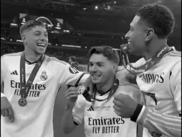 I miss you my team 🤍 #realmadrid #halamadrid #explore #fyp 