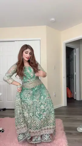 Last one in this outfit 🙂‍↔️  #zaalima #dystinct #trending #fyp #foryou #foryoupage #desitiktok #pakistanitiktok #punjabitiktok #zaalimasong @DYSTINCT 