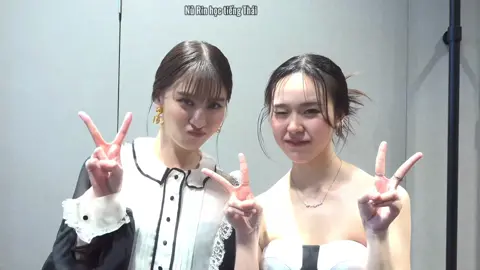 👽: Em thích mn khen em 