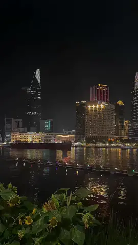 Công viên bờ sông Thủ Thiêm. #trend #chill #saigon #xh #fypシ゚viral 