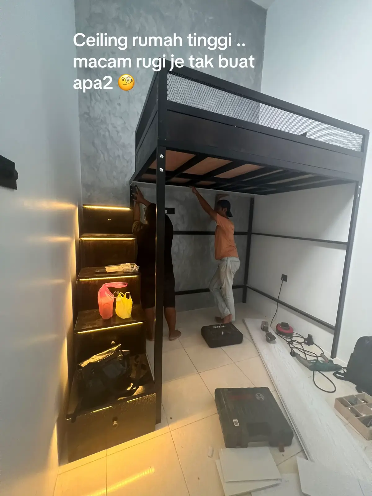Ni queen size full set 5rebo 800 taw siap semua 🫢🫢🫢 hantar pasang semua ke kl selangor n9 mela johor taw awakkk 🫢🫢🫢🫢#fyp #fyppppppppppppppppppppppp 