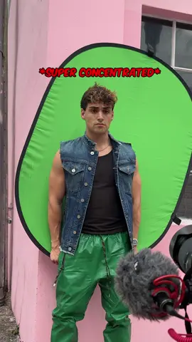 Pt.1 Backstage of the next video! It's not always easy recording videos out as you can see😅Any guesses why I've got these green dots on my face?🤔Stay tuned for pt.2 to find out!🚀 #faffapix #backstage #vfx #graffiti 