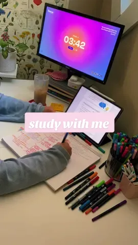 happy thursday #studywithme #studytok #pharmacystudent #fyp 