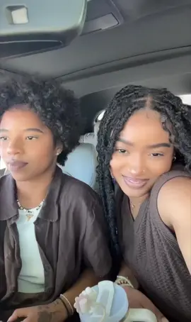 @Liberti & Alana  #fypp #viral #wlwcouple #happypridemonth🏳️‍🌈 #happyprideeveryone🏳️‍🌈 #lgbt🏳️‍🌈 
