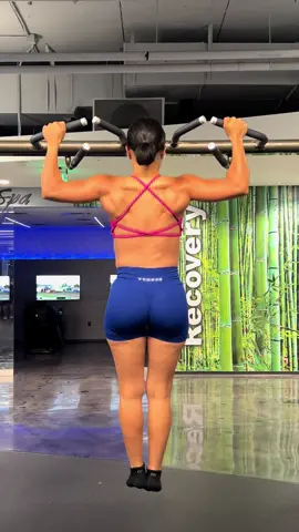 How long can you hold a wide pull-up? 👀 this was my first time trying to pause for as long as possible, out of curiosity lol. I actually have no idea if this is even hard or not 😂 Y’all try  PS v important message at the end :3 ————————————————————————  #calisthenics #reels #fyp #streetworkout #pullups #pullup #pullupchallenge #challenge #fitspo #workout #challenge #dominicandora #dora #pausepullupchallenge 