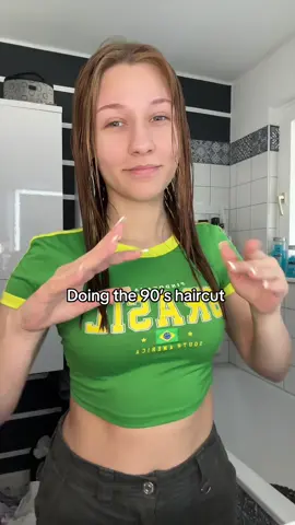 Leute ich bereue es ich seh so schlimm aus 😭💀 #fy #viral #CloseUpAuge #90s #90hairstyle #90haircut #haircut #hair 