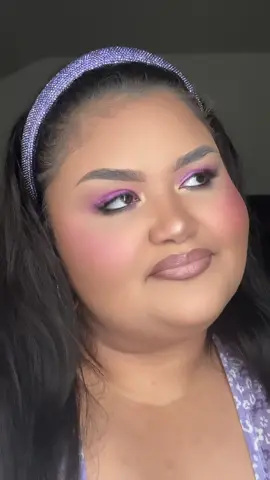 Simple but cute eye look! #latinacontentcreator #fypシ゚viral #fypシ゚viral #makeupartist #makeuphacks #makemeviral #fyppp #fypageシ #journey #fypage #contentcreatortips #contentcreator #boricua🇵🇷 #skincareroutine #makeuplooksforyou  #creatorsearchinsights #makeuptransformation #MakeupRoutine #MakeupRoutine 